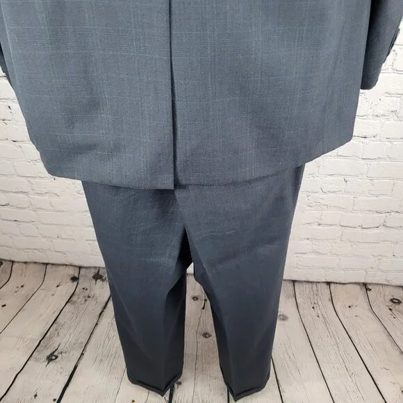 Hart Schaffner & Marx Blue Check Full Suit USA Made Jacket Size 42R Pants 34x31